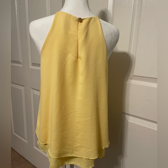 Women’s yellow top - Picture 2 of 4
